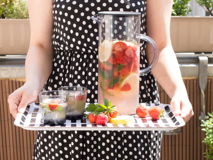 Eau infusée : Fraises, Citrons et Menthe, Par Lisa Pretty Nice