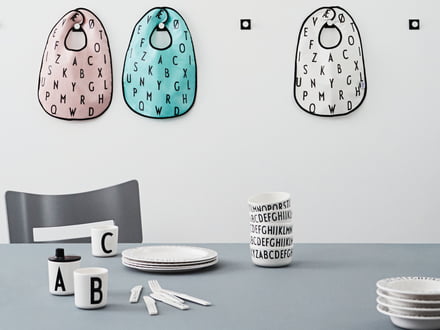 Design Letters - Bavoir AJ