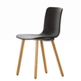 Vitra - Chaise Hal RE Wood, basic dark / chêne naturel, patins en plastique basic dark (moquette)