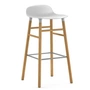 Normann Copenhagen - tabouret 75 cm, jambes de bois, chêne / blanc