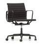 Vitra - EA 117 Chaise de bureau revêtue noir profond avec accoudoirs, pivotante, Hopsak nero (roulettes pour sols durs)