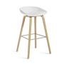 HAY - About A Stool AAS 32 H 65 cm, chêne laqué / acier inoxydable / white 2. 0 (patins en feutre)