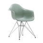 Vitra - Fauteuil eames en fibre de verre dar, chromé / eames sea foam green (patins en feutre basic dark)