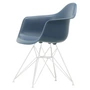 Vitra - Eames Plastic Armchair DAR RE, blanc / bleu mer (patins en feutre blanc)