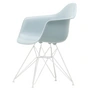 Vitra - Eames Plastic Armchair DAR RE, blanc / gris glacé (patins en feutre blanc)