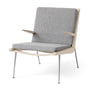 & Tradition - Boomerang HM2 Loungechair, structure en chêne savonné / pieds en acier inoxydable, gris (Hallingdal 130)