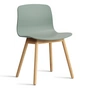HAY - About A Chair AAC 12 , chêne laqué / fall green 2. 0 (patins en plastique)