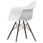 Vitra - Eames Plastic Armchair DAW RE, érable foncé / blanc coton (patins en feutre basic dark)