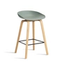 HAY - About A Stool AAS 32 H 65 cm, chêne laqué / acier noir / fall green 2. 0 (patins en plastique)