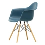 Vitra - Eames Plastic Armchair DAW RE, frêne couleur miel / bleu mer (patins en feutre basic dark)