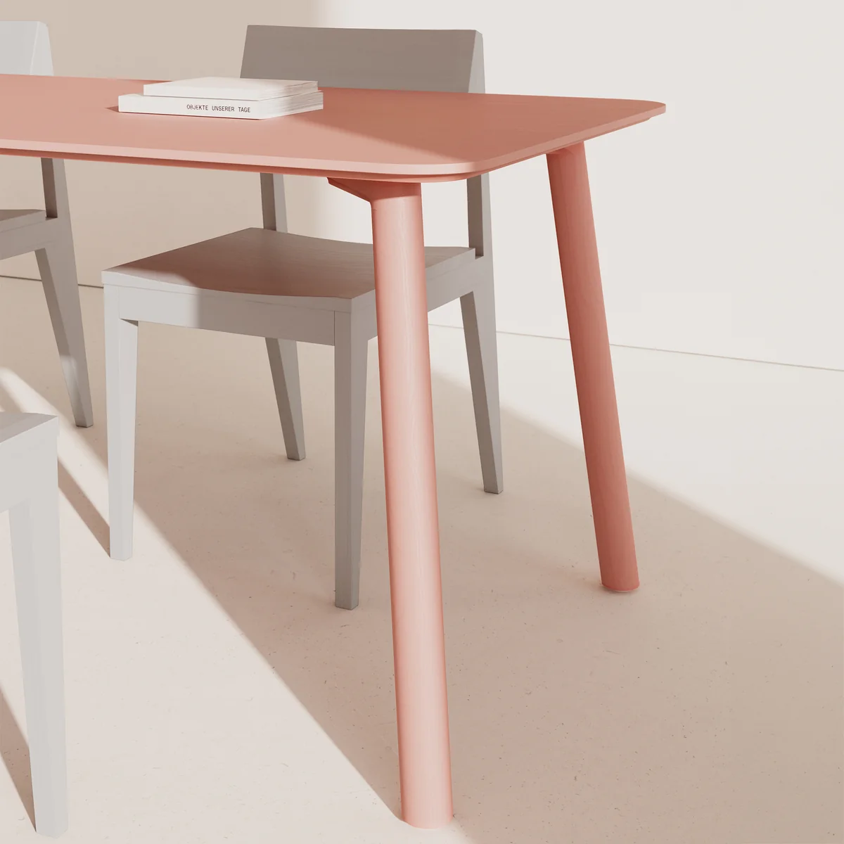 OUT Objekte unserer Tage - Meyer Color Table, frêne laqué, abricot