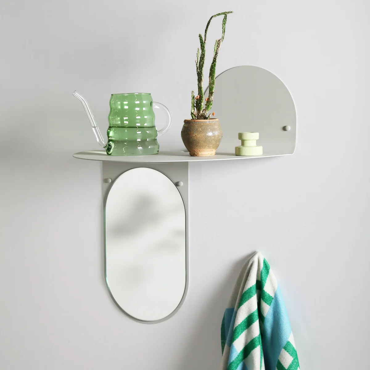 Flip Miroir, 53 x 63 cm, gris de & klevering