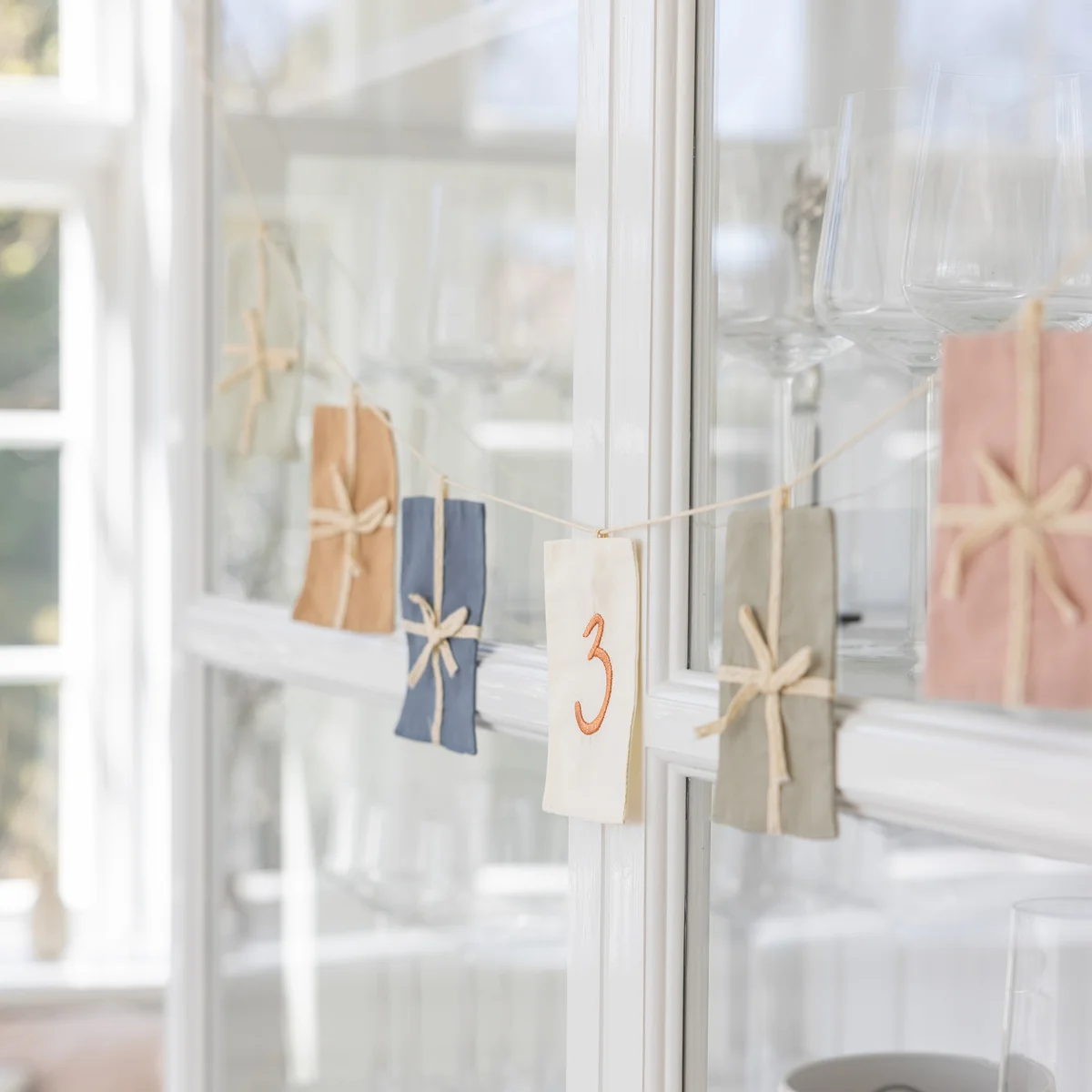 Sebra - Drapeau d'anniversaire fanion, chiffres 0-9, multicolore