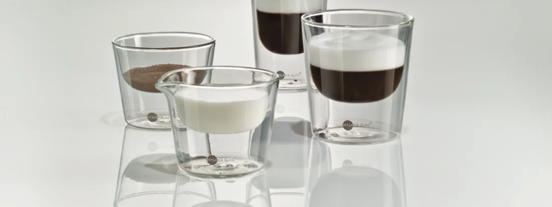 La collection de gobelets, de coupelles et de bols isothermes