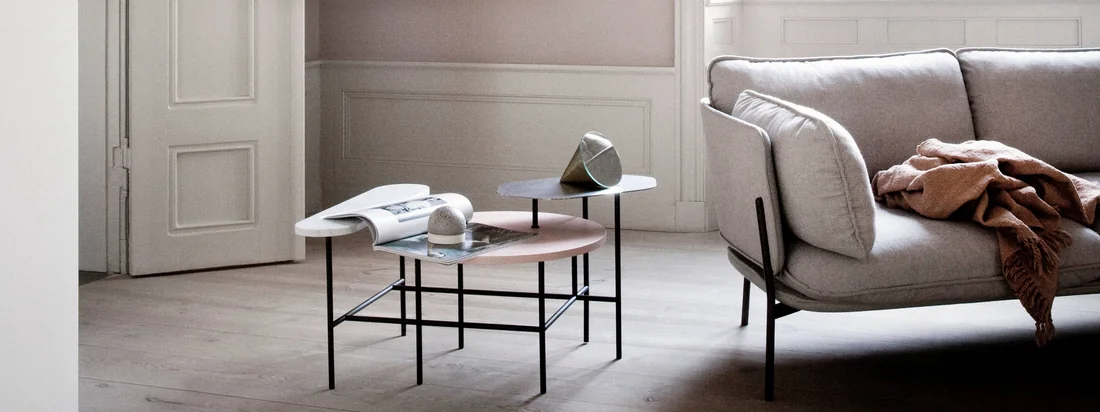 Copenhagen SC14 Lampadaire, Cloud Canapé et Table basse Palette JH7 de & Tradition