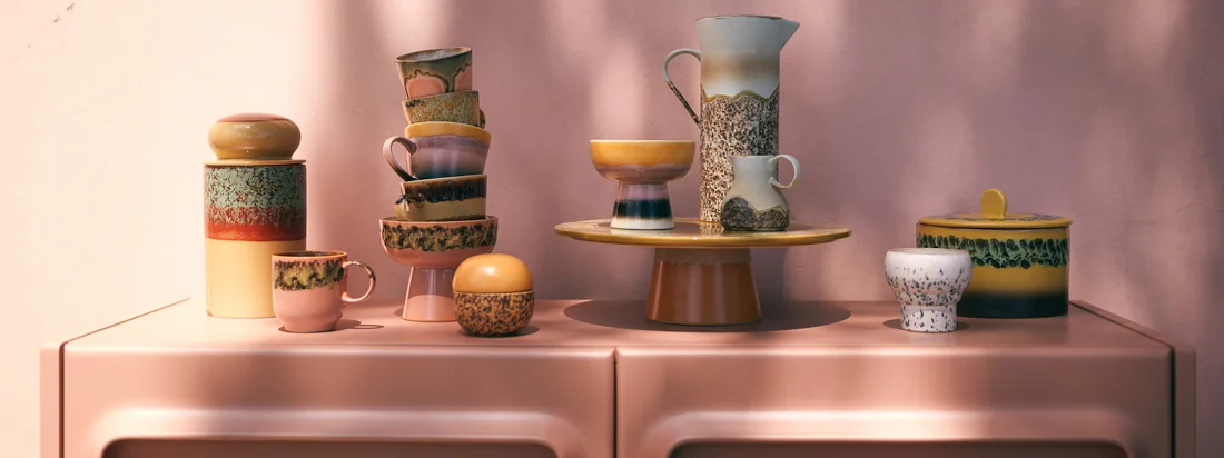 HKliving - plats des années 70's