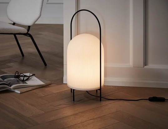 Retrouvez une large sélection de lampadaires dans notre boutique en ligne Connox.