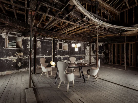 Tom Dixon - Lustre court avion