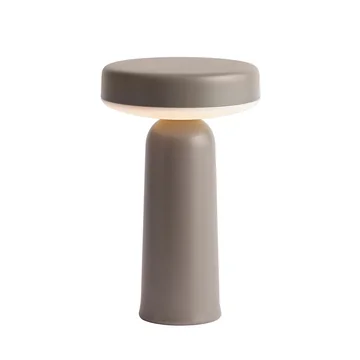 Ease Portable LED Outdoor Lampe à accu de Muuto dans la couleur taupe