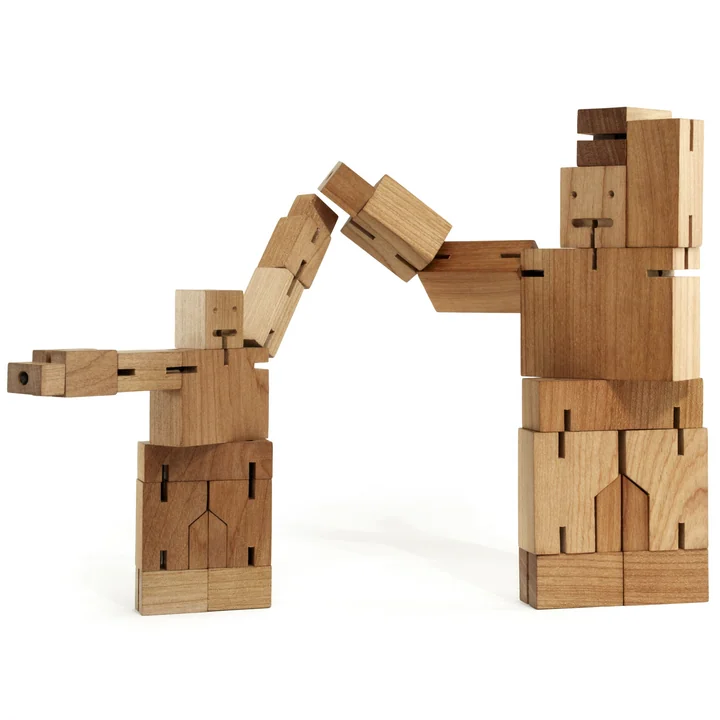 Le Cubebot de Areaware en différentes tailles