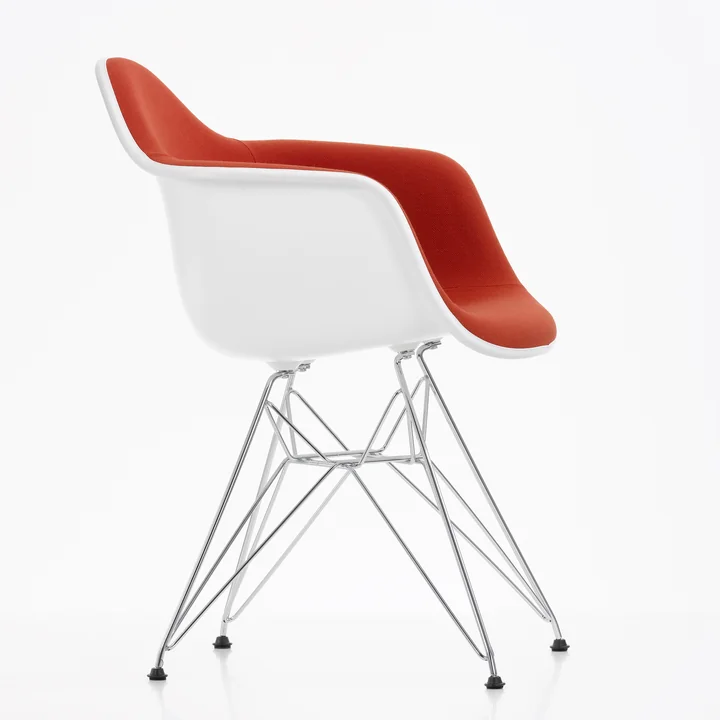 Eames Plastic Armchair DAR - Rembourrage complet, Hopsak rouge/orange