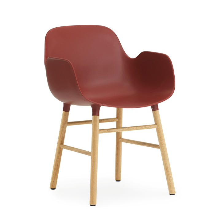 Normann Copenhagen - Form Armchair, Wood Legs, chêne / rouge