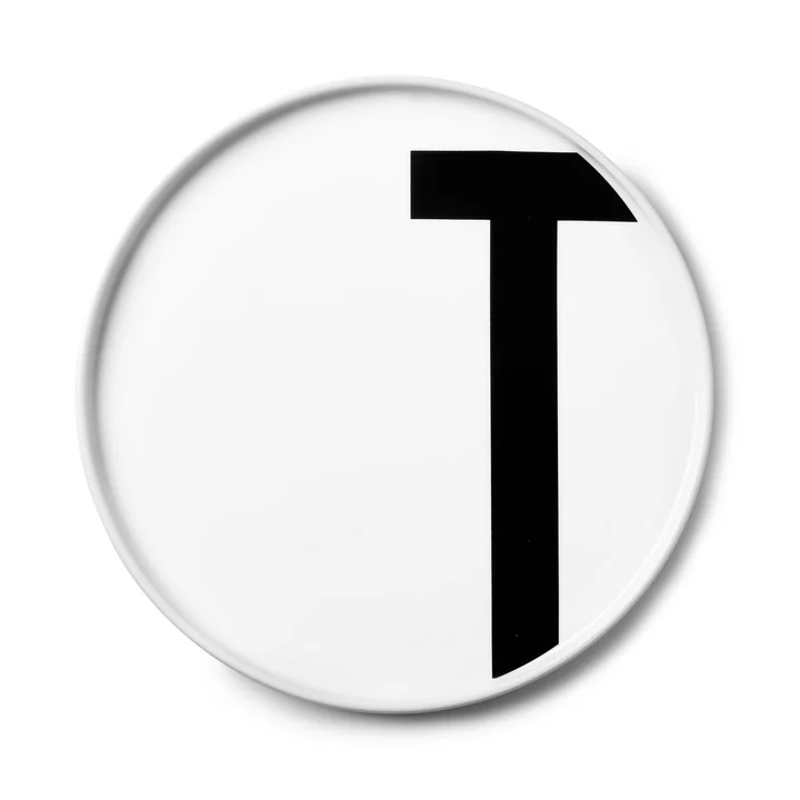 L'assiette en porcelaine AJ T de Design Letters