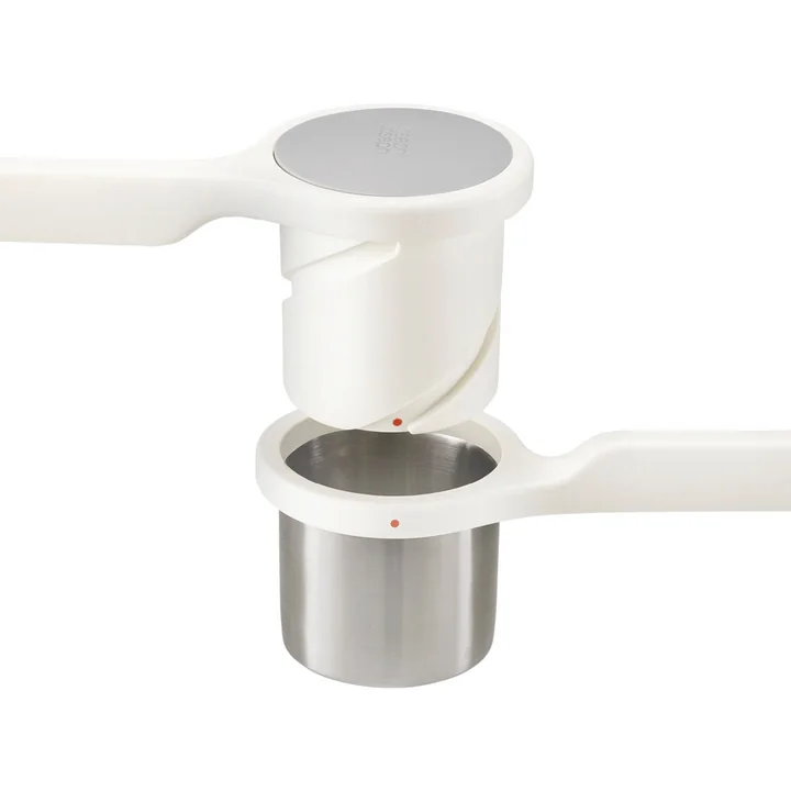 Helix Presse à pommes de terre de Joseph Joseph