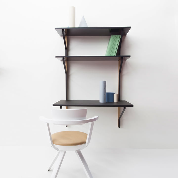 Étagère murale Kaari avec bureau d’Artek