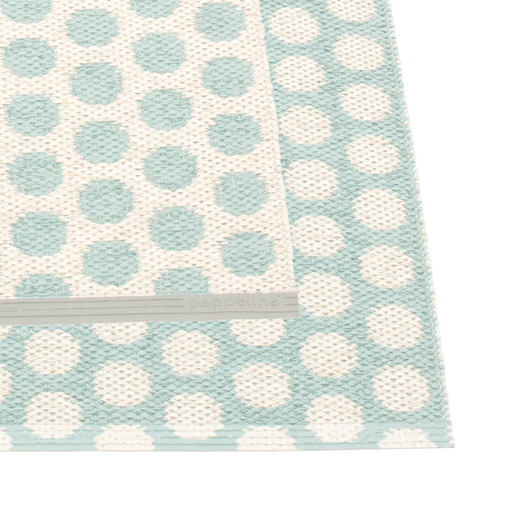 Tapis réversible Noa, 70 x 50 cm, par Pappelina en turquoise pâle / vanille / bord gris chaud