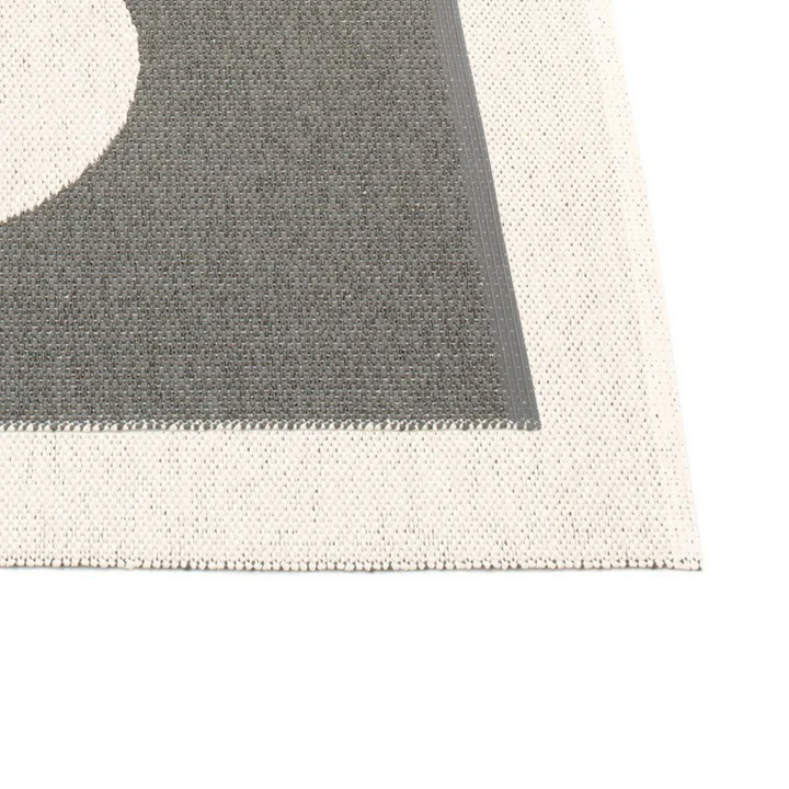 Vera Tapisserie de Pappelina en charbon de bois / vanille