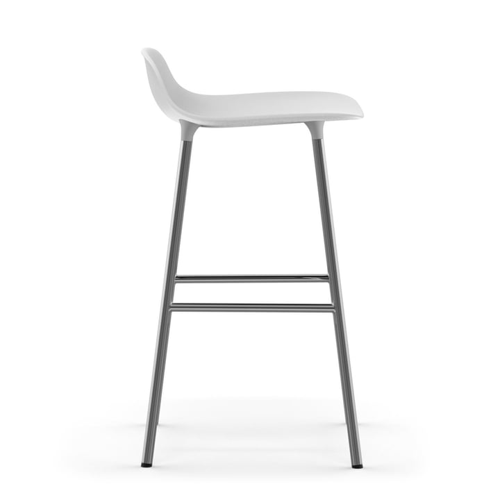 Forme tabouret de bar 65 cm cadre chromé par Normann Copenhagen en blanc