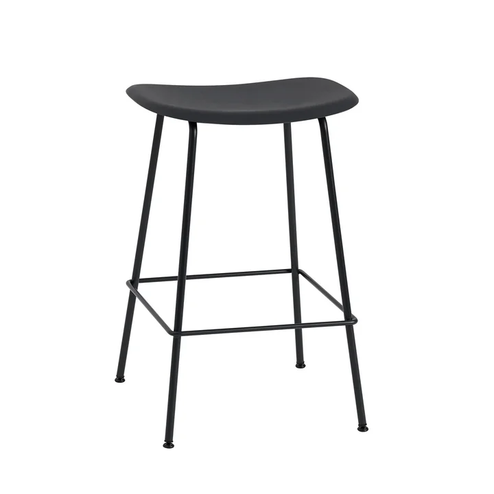 Tabouret de bar Fibre / structure en métal H 65 par Muuto en noir