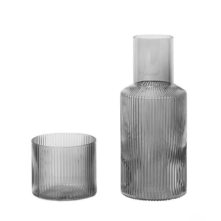 Ripple - Set de carafes, petit / smoked grey de Ferm Living