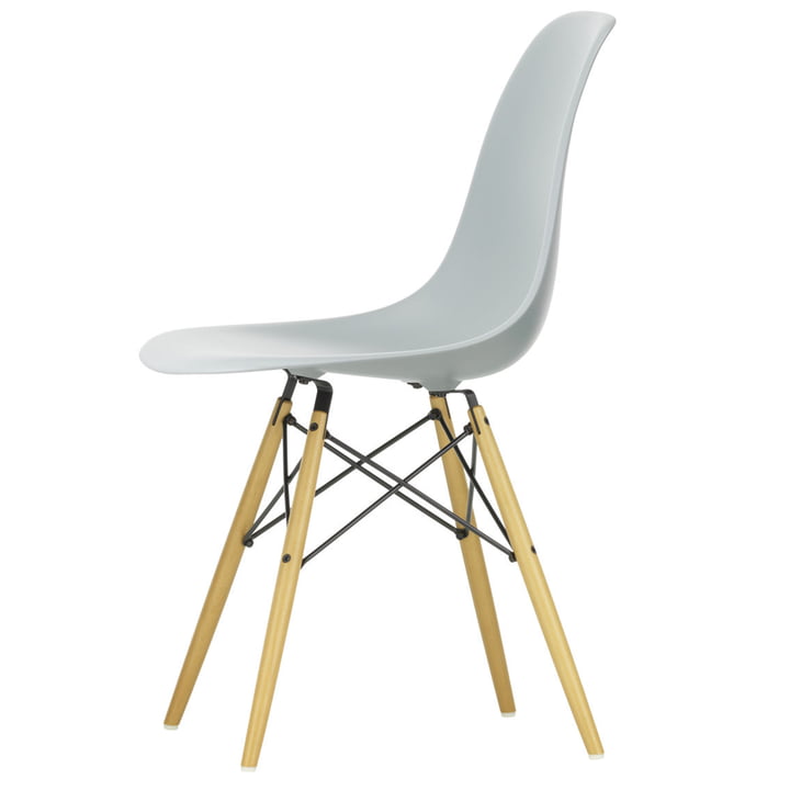 Chaise Eames Plastic Side Chair DSW by Vitra en érable jaunâtre / gris clair