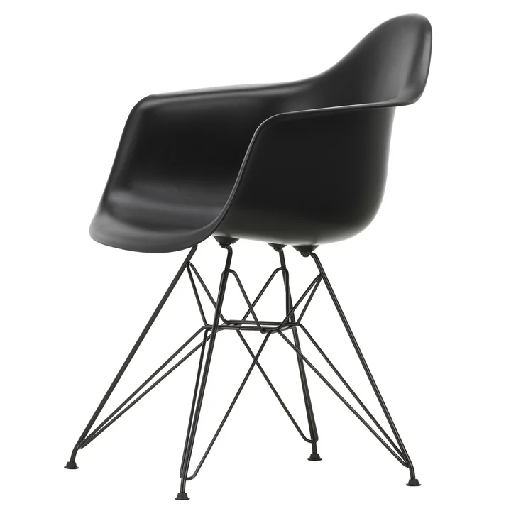 Eames Plastic Armchair DAR de Vitra in basic dark / noir profond