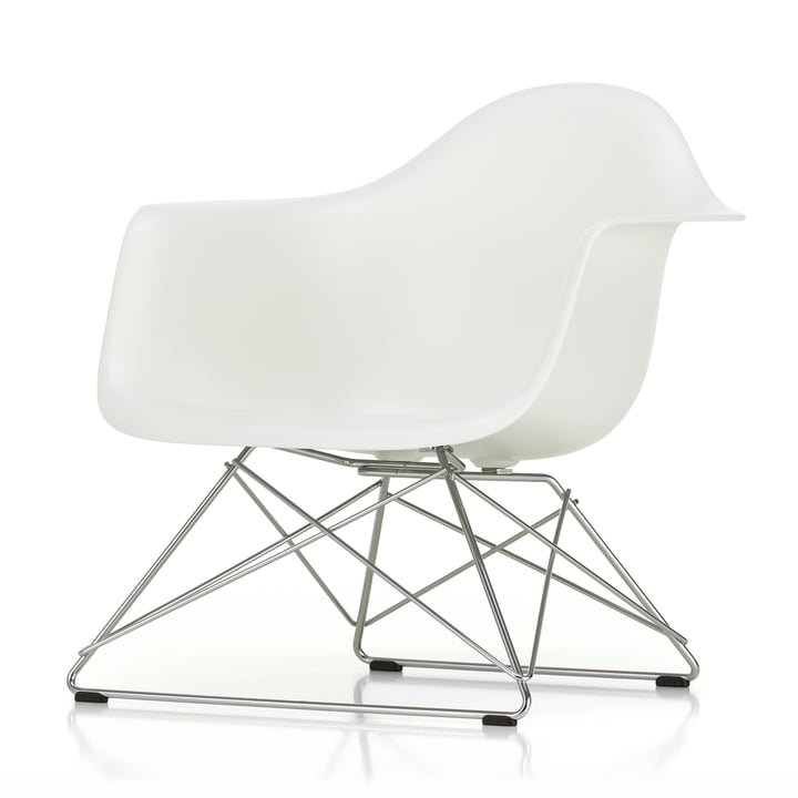 Eames Plastic Armchair LAR de Vitra en chromé / blanc