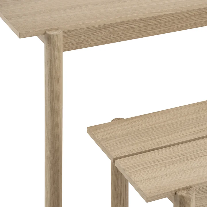 Linear Wood table et banc en bois par Muuto en détail