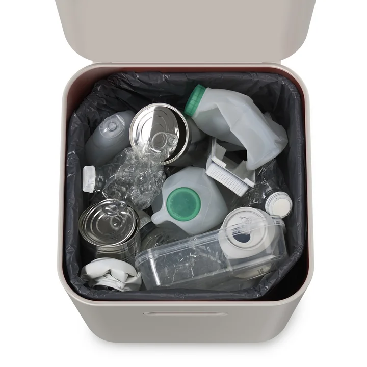 Totem de tri des déchets et bac de recyclage de Joseph Joseph Joseph