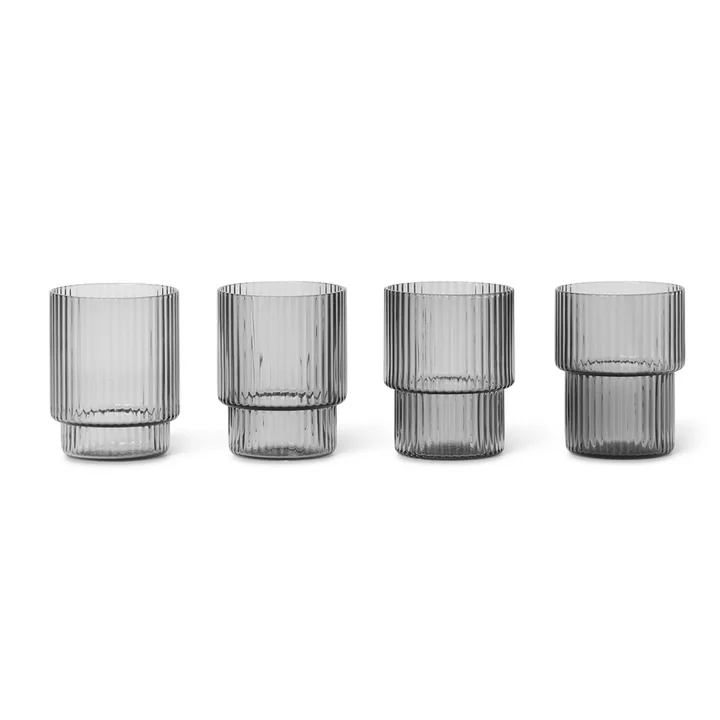 Ripple Verres, smoked grey (set de 4) de Ferm Living