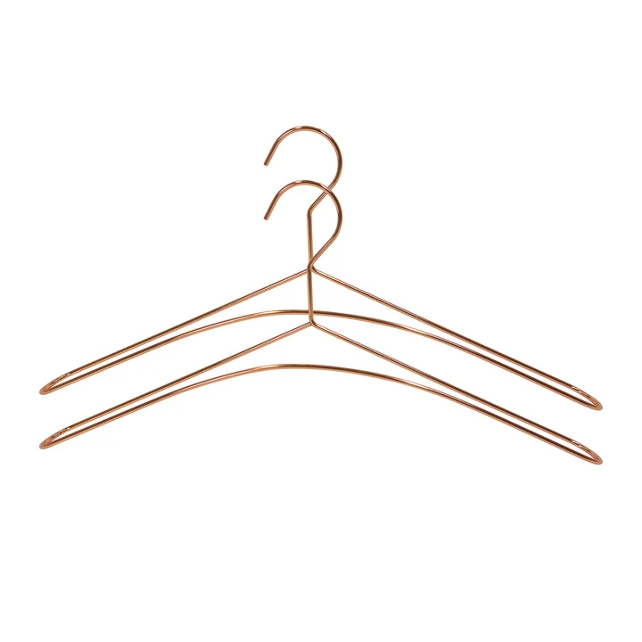 Deux cintres en cuivre