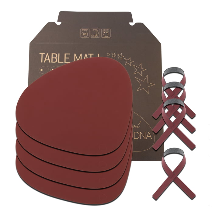 Coffret cadeau Curve L by LindDNA en rouge Nupo (4 sets de table + 4 ronds de serviette)