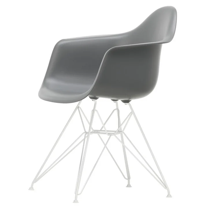 Eames Plastic Armchair DAR de Vitra en blanc / gris granit (patins en feutre blanc)