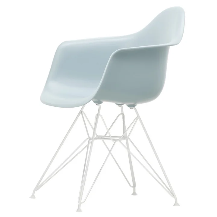 Eames Plastic Armchair DAR de Vitra en blanc / gris glacé (patins en feutre blanc)