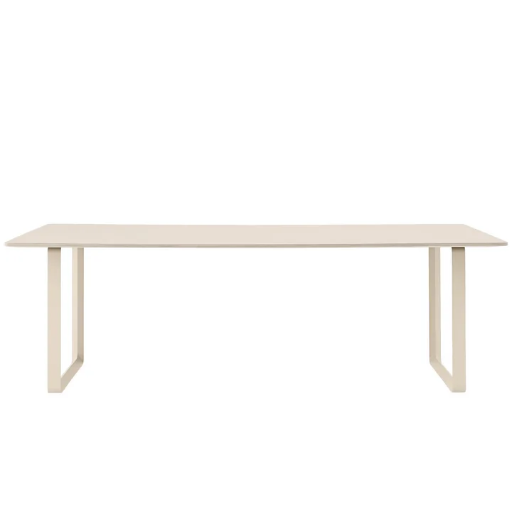 70/70 table à manger 225 x 90 cm Muuto en chêne / sable