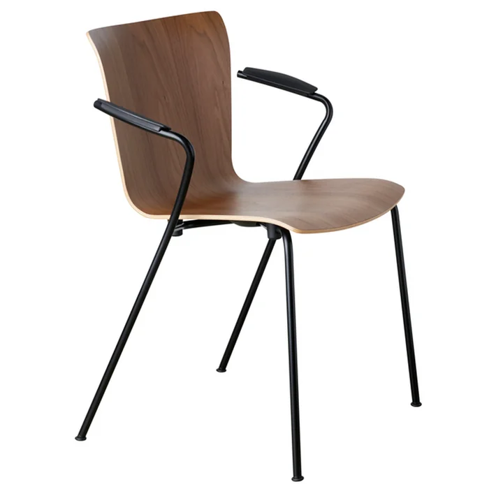 Fauteuil Vico Duo de Fritz Hansen en noyer / noir