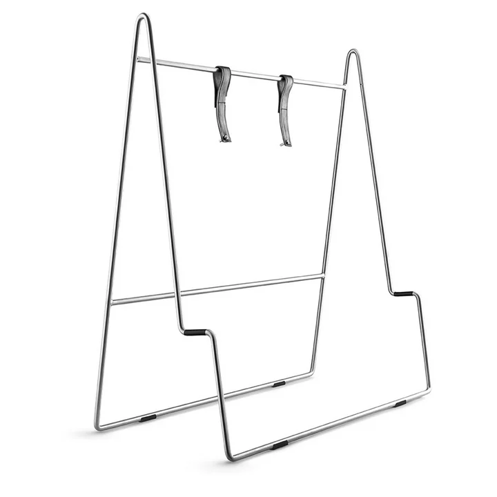 Le support TV Carry, en acier inoxydable brossé de Eva Solo