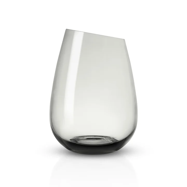Le verre à boire 38 cl, gris fumée par Eva Solo
