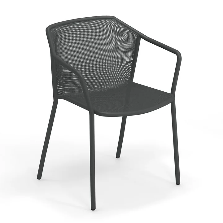 Le fauteuil Darwin de Emu en fer ancien