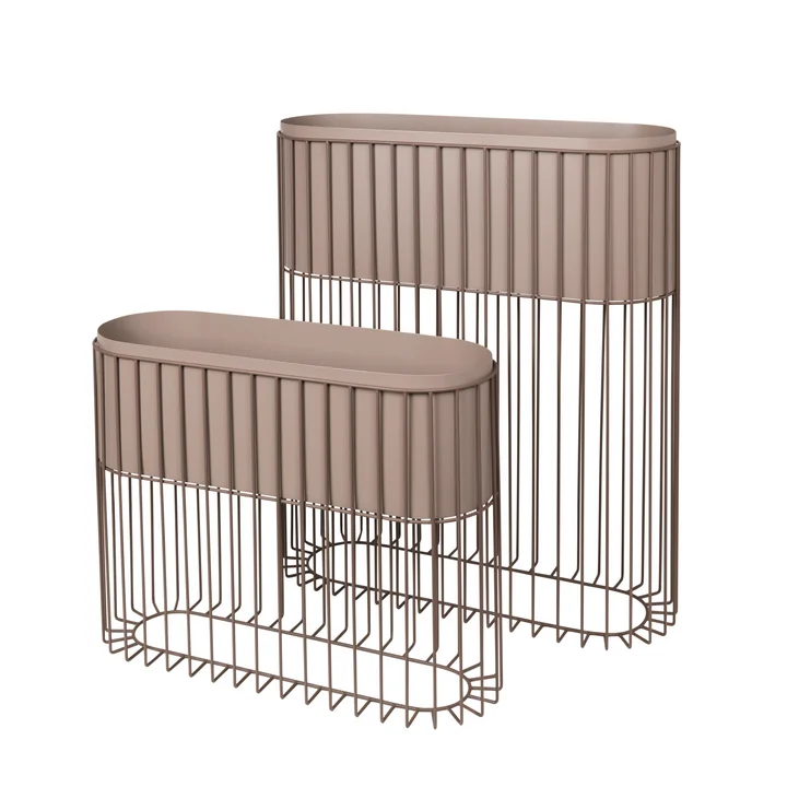 Le cadre Fenja avec jardinière de Broste Copenhagen (ensemble de 2) dans simply taupe / warm grey